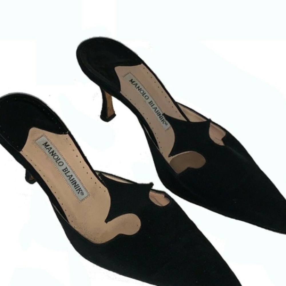 Manolo Blanik cloth Black slip on Kitten heels